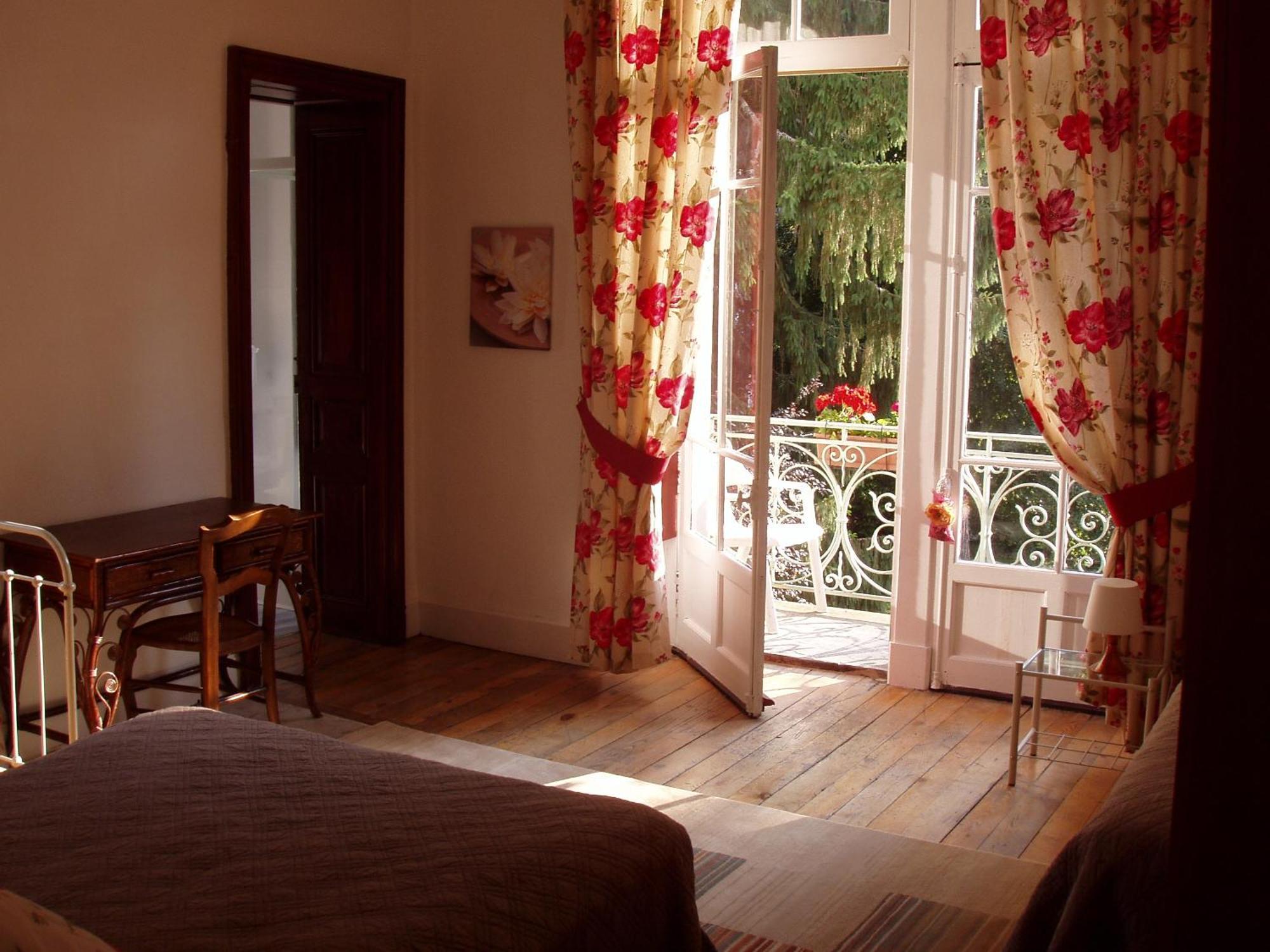 Bed and Breakfast Castel De La Pique Bagnères-de-Luchon Camera foto