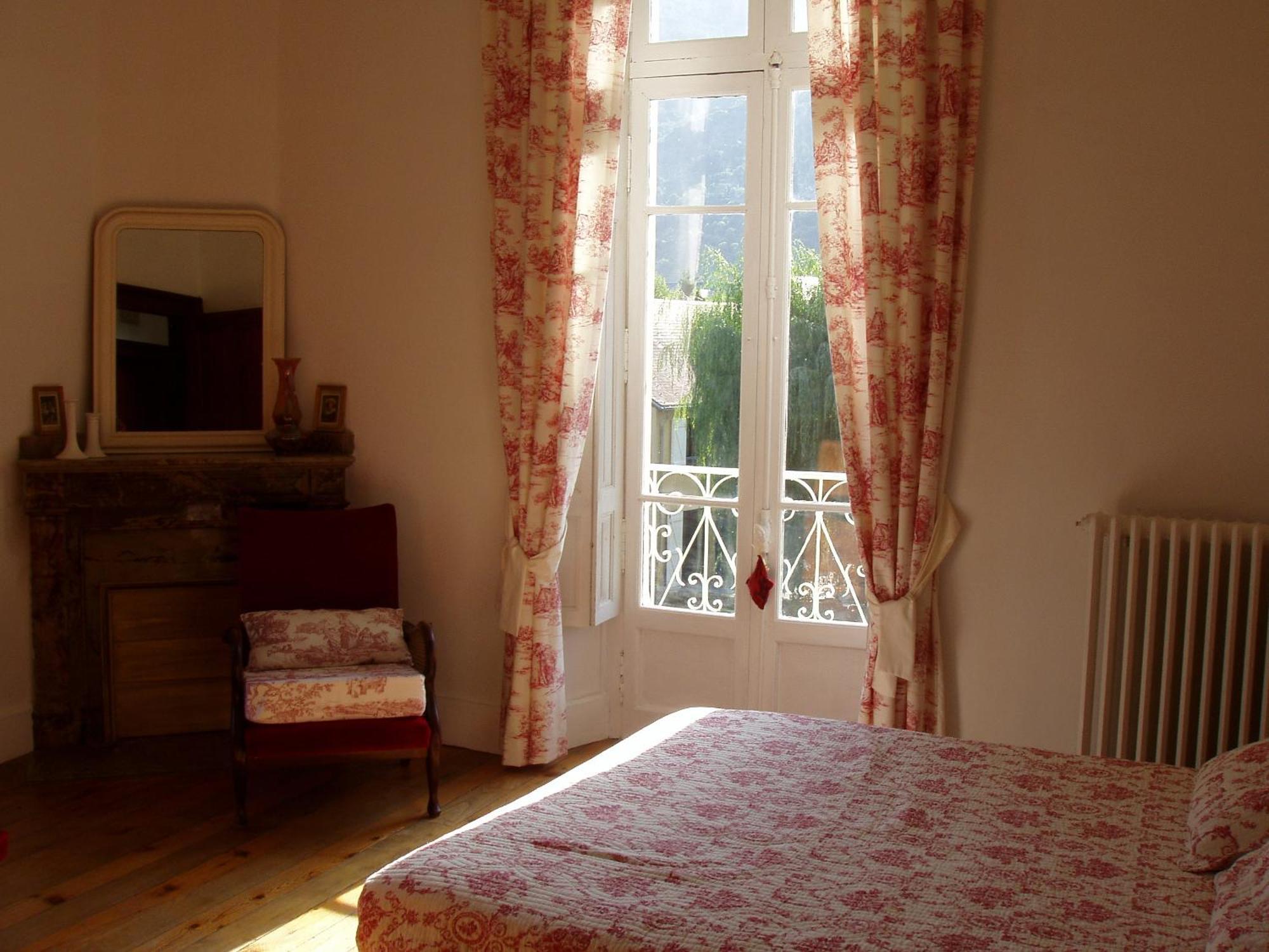 Bed and Breakfast Castel De La Pique Bagnères-de-Luchon Camera foto