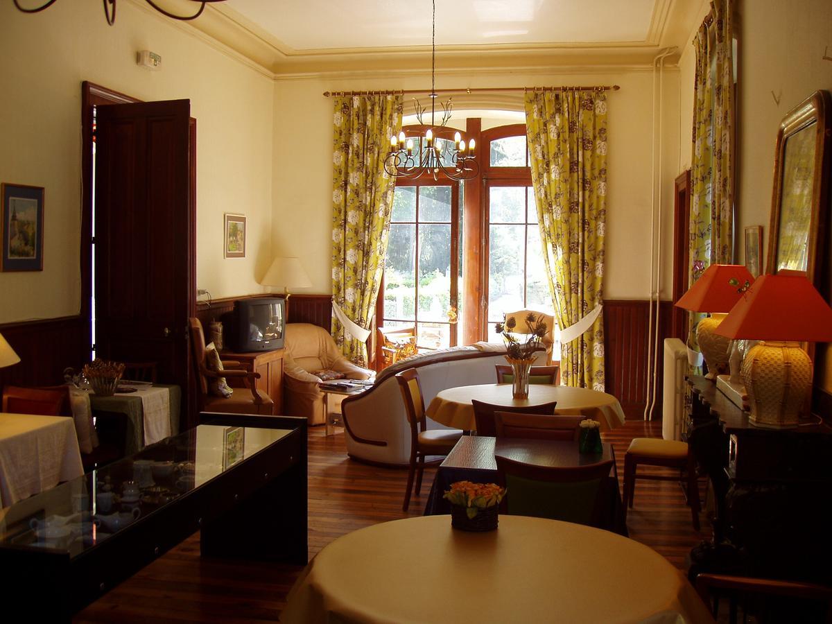 Bed and Breakfast Castel De La Pique Bagnères-de-Luchon Esterno foto
