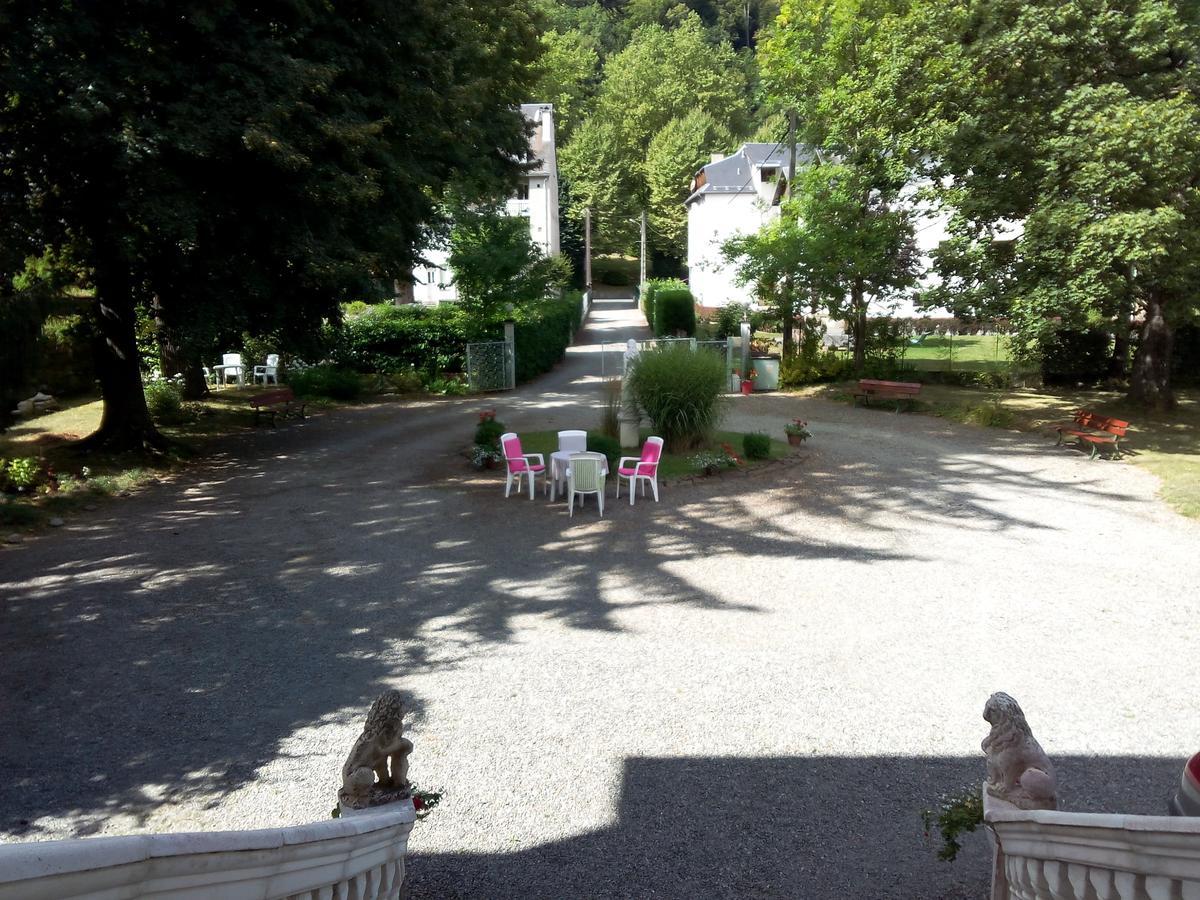 Bed and Breakfast Castel De La Pique Bagnères-de-Luchon Esterno foto